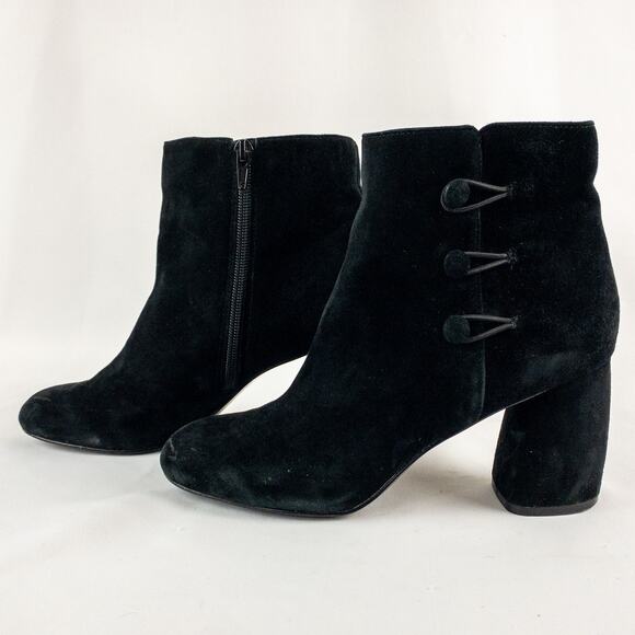 Nine West KerryLeeo Black Suede Button Ankle Booties Boots Womens 8.5 - Picture 1 of 16